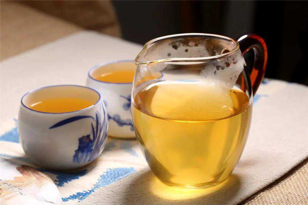 这个春天，我们一起来喝南糯古茶！