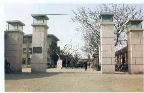 紫砂一厂不同时间段所使用的标签