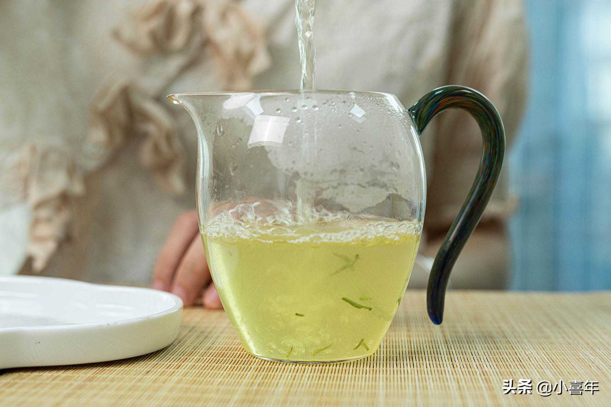 中国名茶信阳毛尖，是如何成为江湖流传的“小浑淡”的？