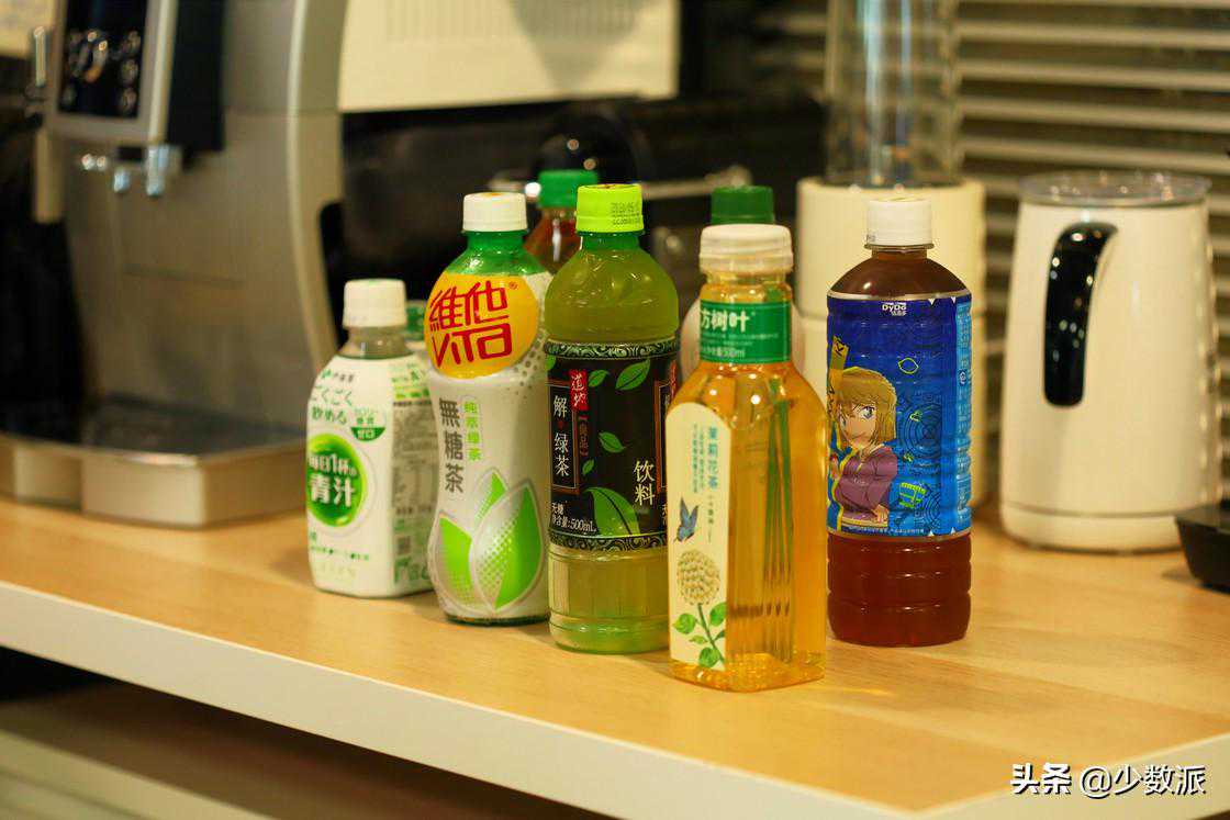 25 种无糖饮料大横评，哪种才是健康消暑最佳选择？
