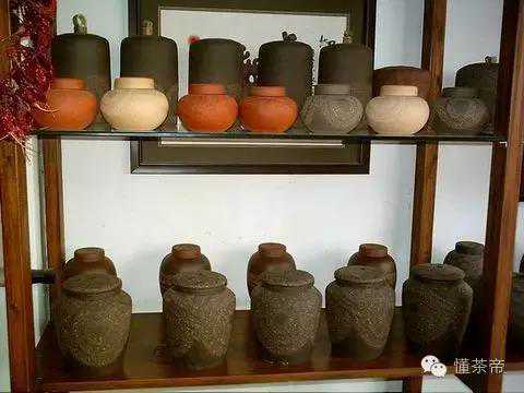 密闭存茶会闷坏茶叶？不锈钢和铝箔袋，哪个更好？