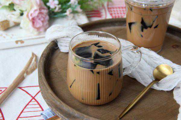 让你停不下筷子的烧仙草奶茶