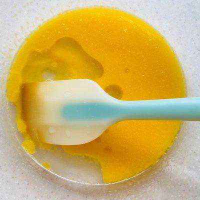 回味无穷的焦糖海盐红茶蛋糕来拯救你的胃