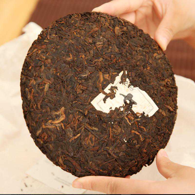 普洱生茶和熟茶到底区别在哪里？是生茶好喝还是熟茶好喝？