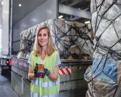 每片茶叶都是浸染山水的艺术家