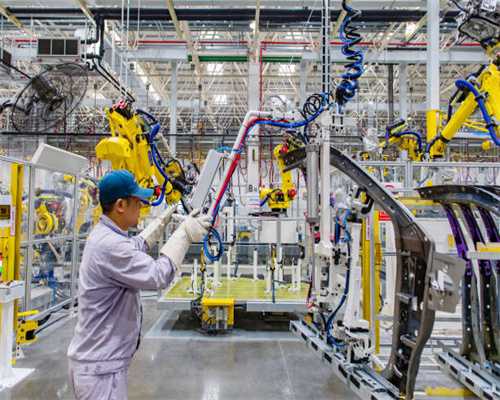 松溪税务：春风携雨露 税润茶飘香