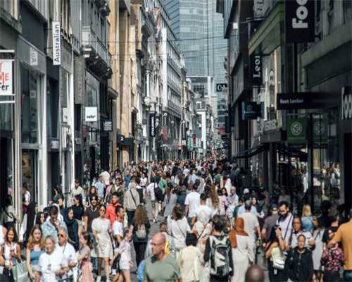 小说：就和999打个扑克喝个茶，她居然爱了，谁懂啊...