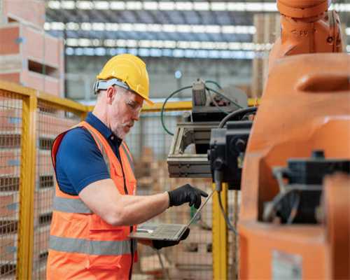 想赚快钱却交贵学费！小白创业杀手：奶茶店火锅店